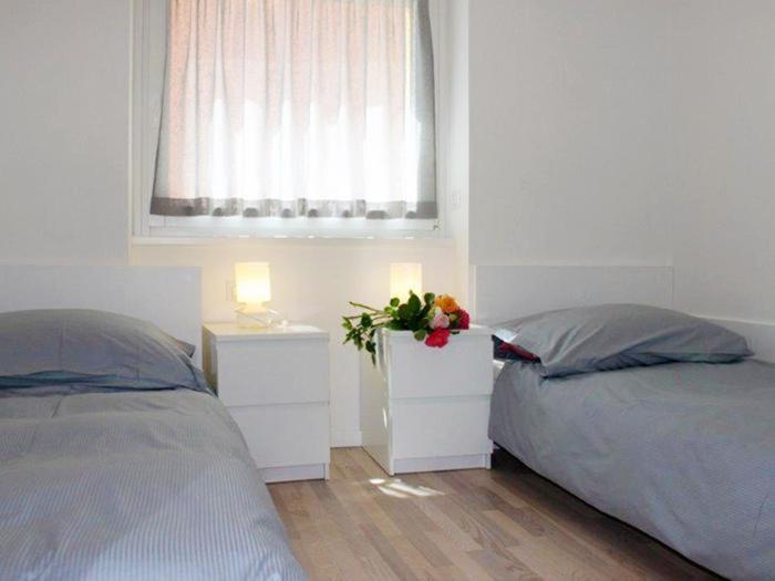 Residence Girasole Casa Rossa B Colico Eksteriør billede
